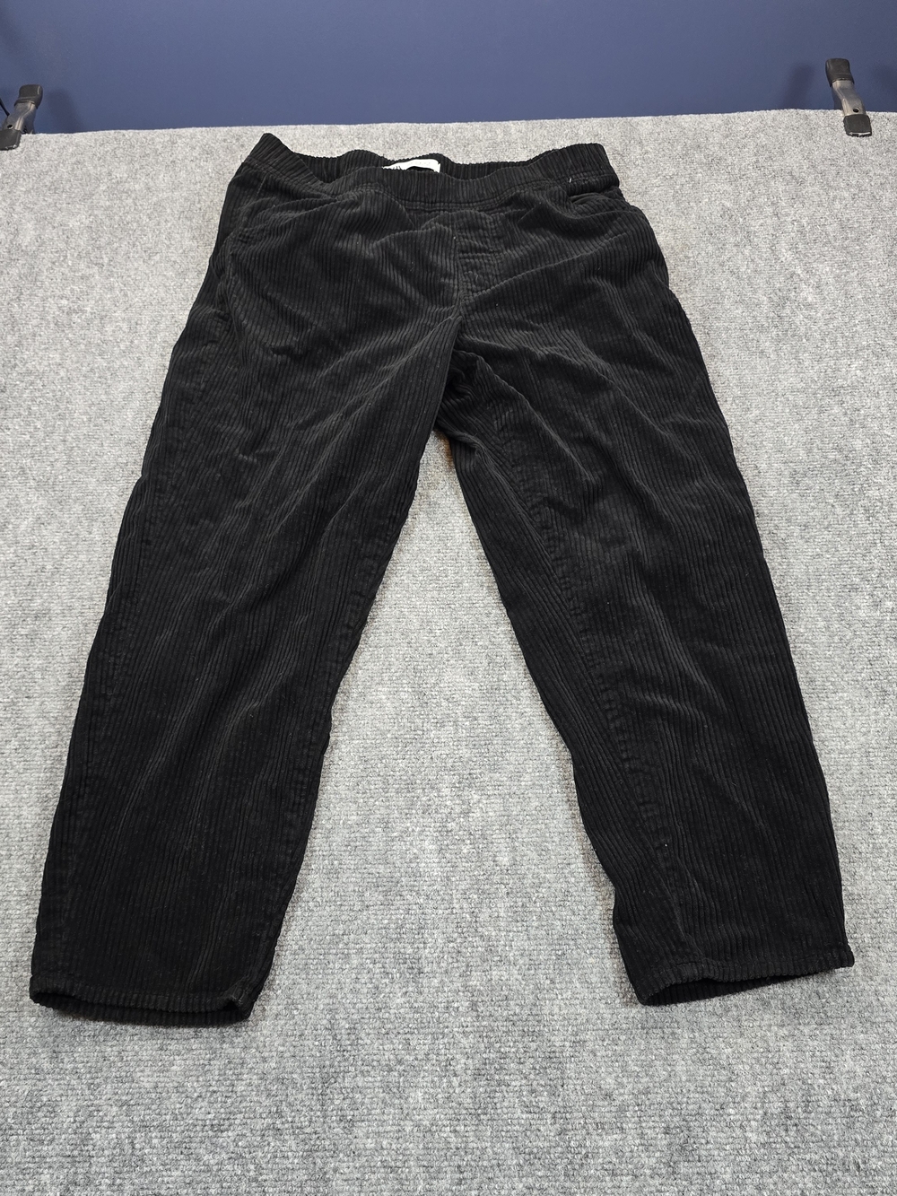 Zara Black Corduroy Cropped Pants Womens M Pull On Wide Leg Casual Capri